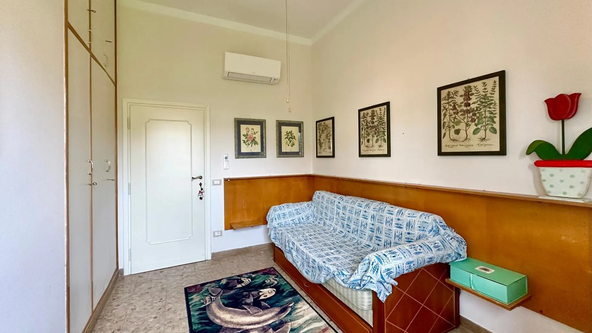 Villa Turchese Near The Sea Marina di Pietrasanta Holiday home
