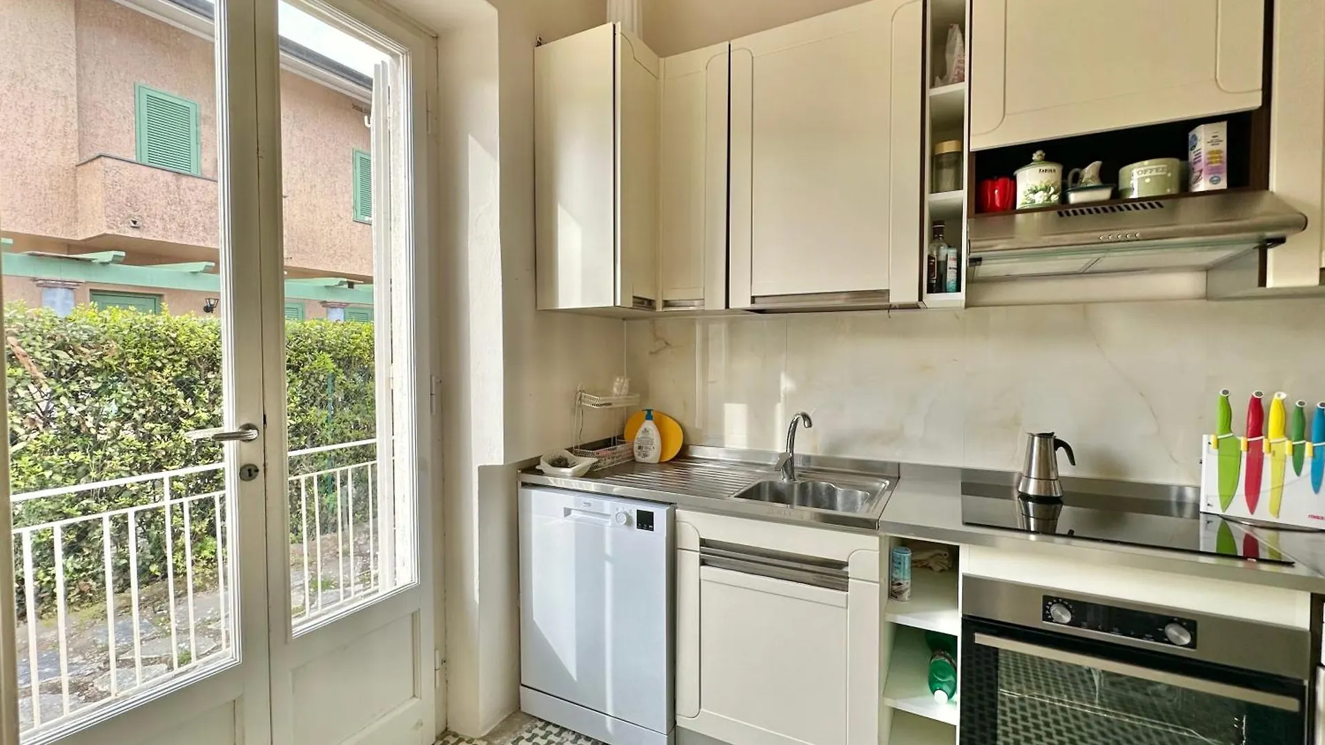 Villa Turchese Near The Sea Marina di Pietrasanta Holiday home